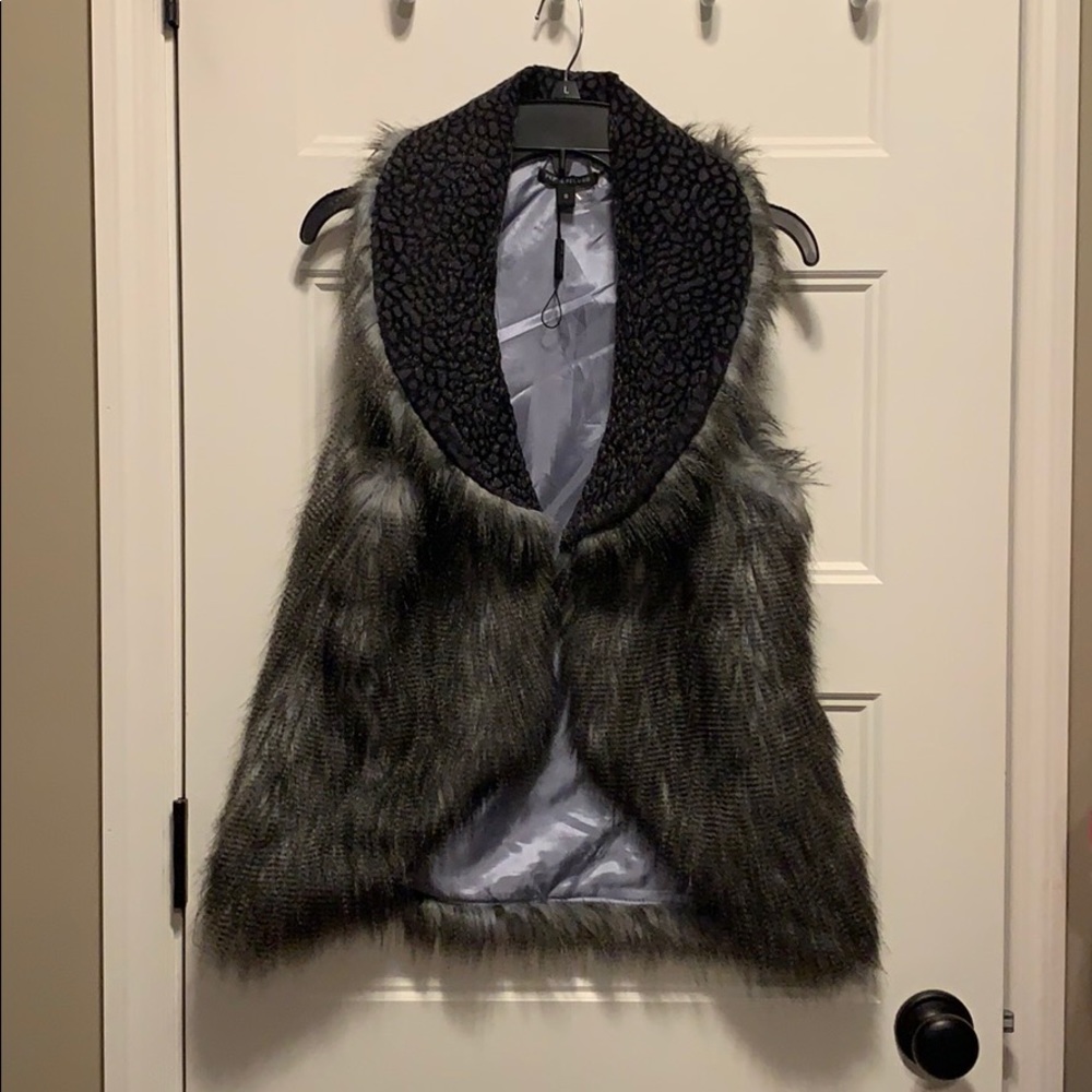 SO FUN - Faux Fur vest